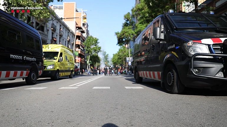 Dispositivo en una concentración_La BRIMO de los Mossos d´Esquadra