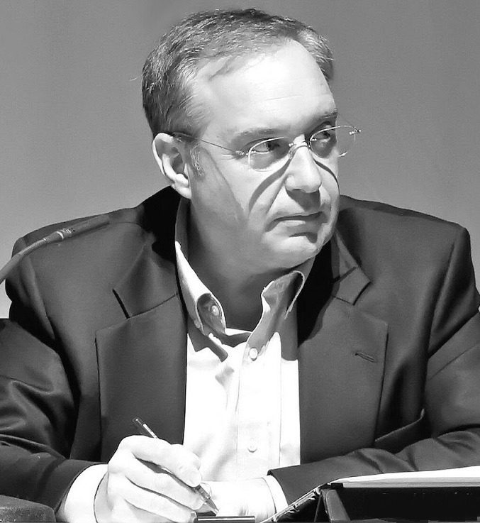 Edificios de Servicios Esencial del Gobierno de Canarias. Imagen de José Julian Isturitz