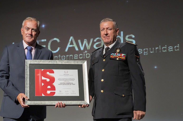 USEC Awards 2023. CENTRO COMERCIAL “VIALIA ESTACIÓN DE VIGO”.
Por el “Proyecto Vialia ESTACIÓN DE VIGO”.
