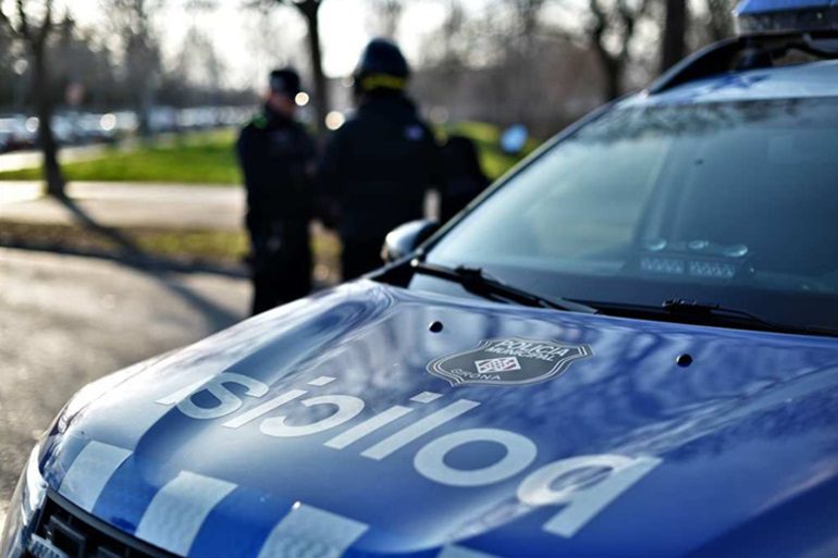 Coche patrulla de la Policía Municipal de Girona.