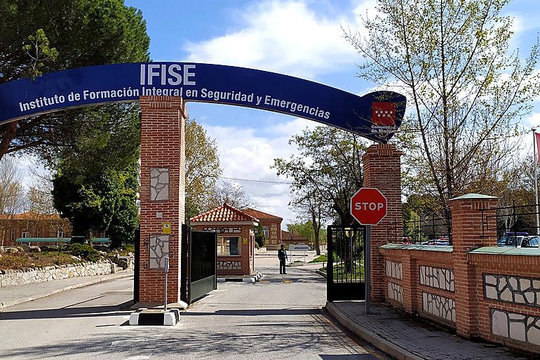 Pedro Antonio Ruiz Escobar, director de la Agencia de Seguridad y Emergencias Madrid 112 del IFISE, durante una entrevista sobre formación policial.